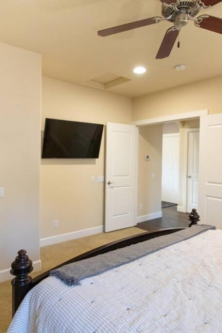 Sunserra Villa! Movie Room, Family Friendly, Bbqs, Pools, Free Golf! Quincy Exterior foto
